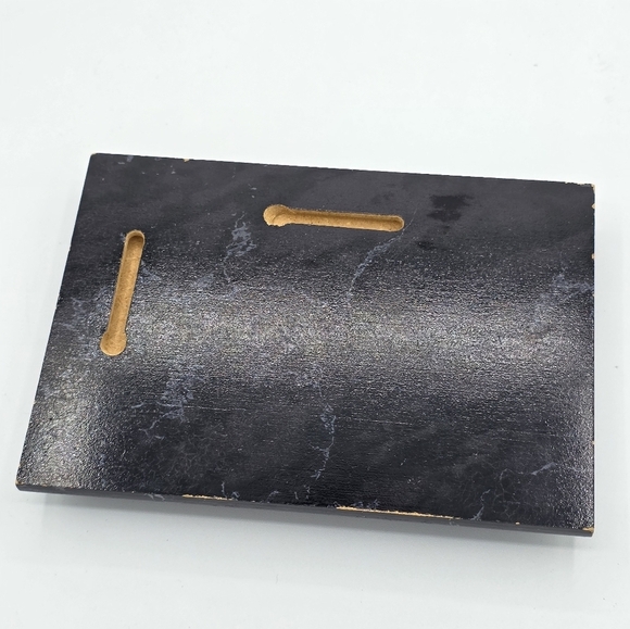 Michael Jordan 1991 NBA Legends Sports Memorabilia Chicago Bulls #11 Card - Picture 5 of 7